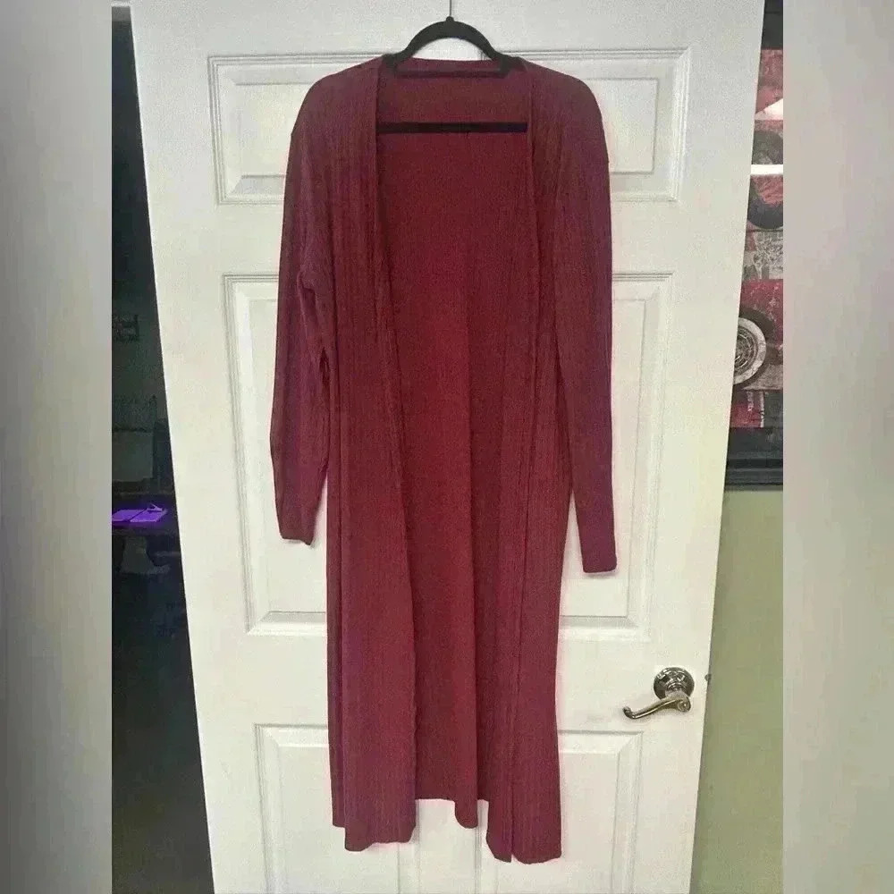 Woman’s XL Long Cardigan Sweater Lightweight Long Cardigan